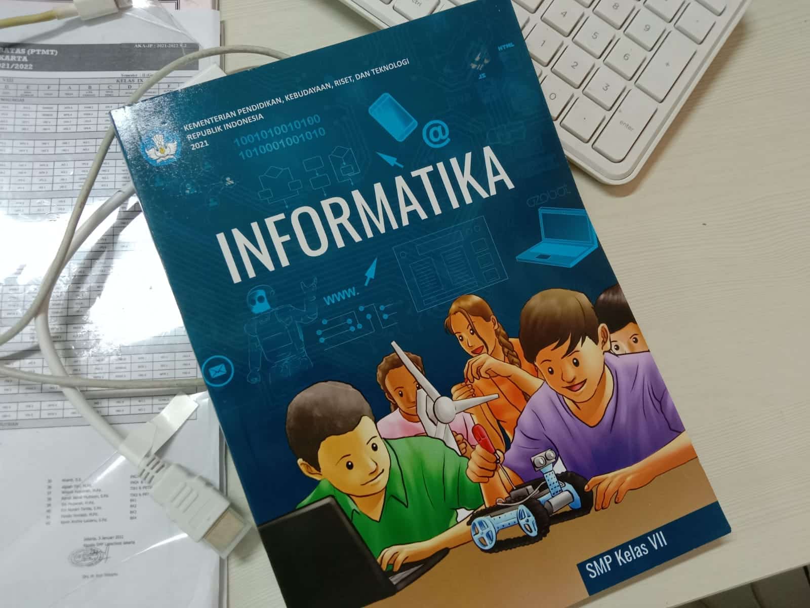  Informatika dan Keterampilan Generik